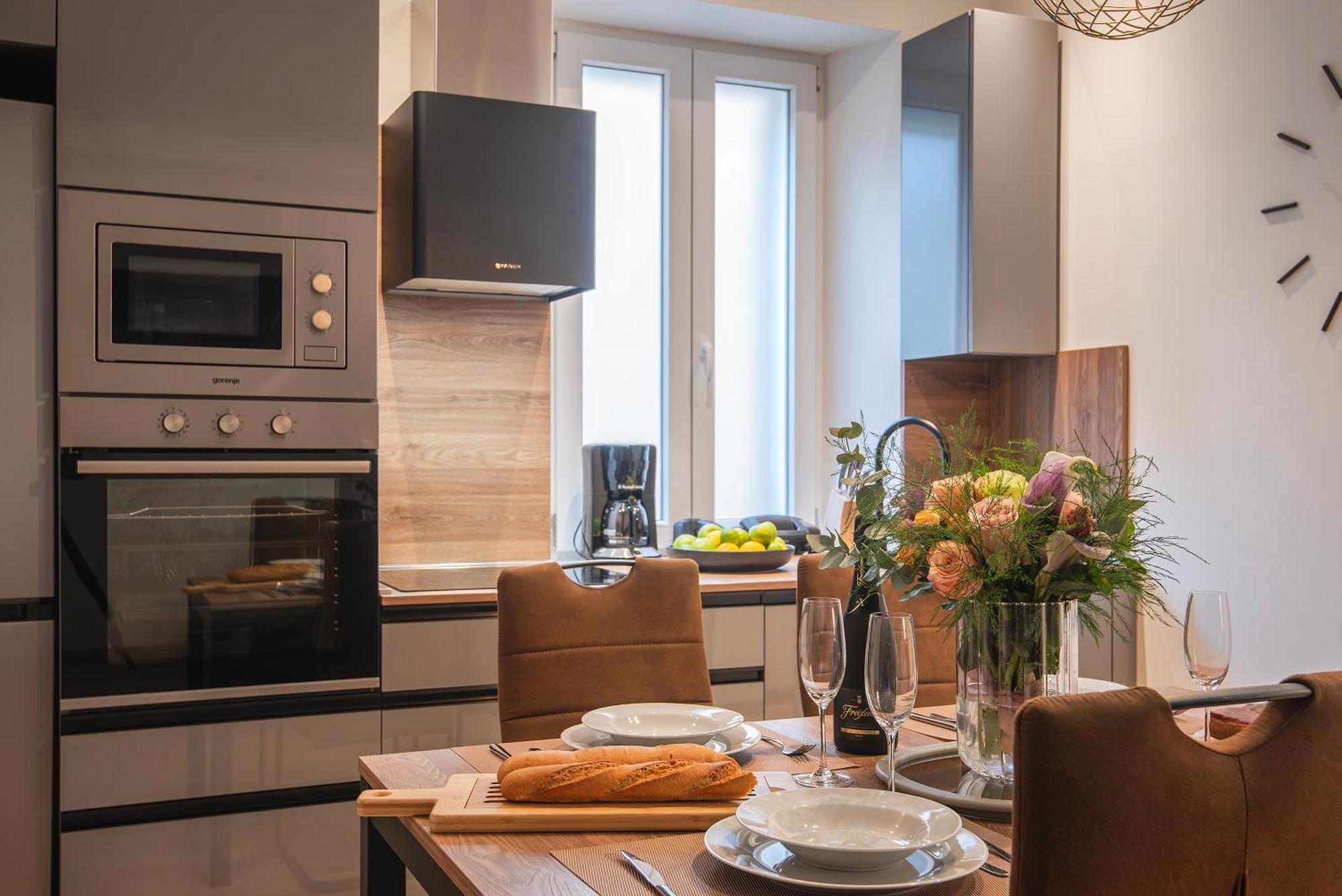 Arta Apartments City Center - With Private Parking Пула Номер фото